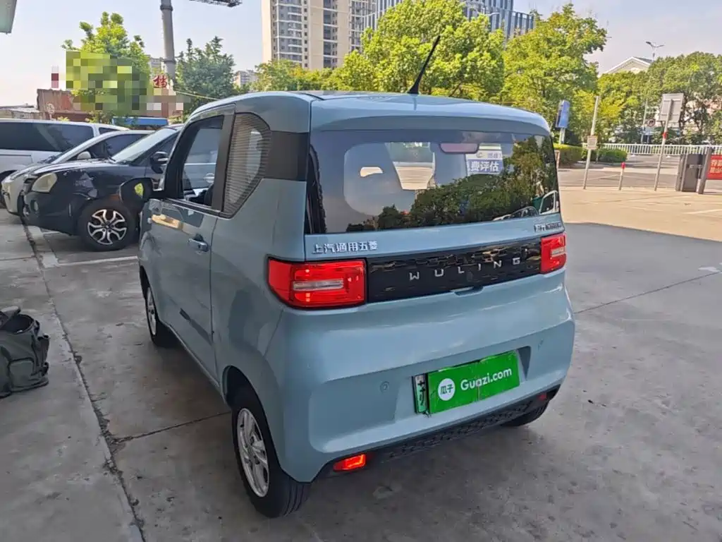 Wuling MINIEV — миниатюра 5