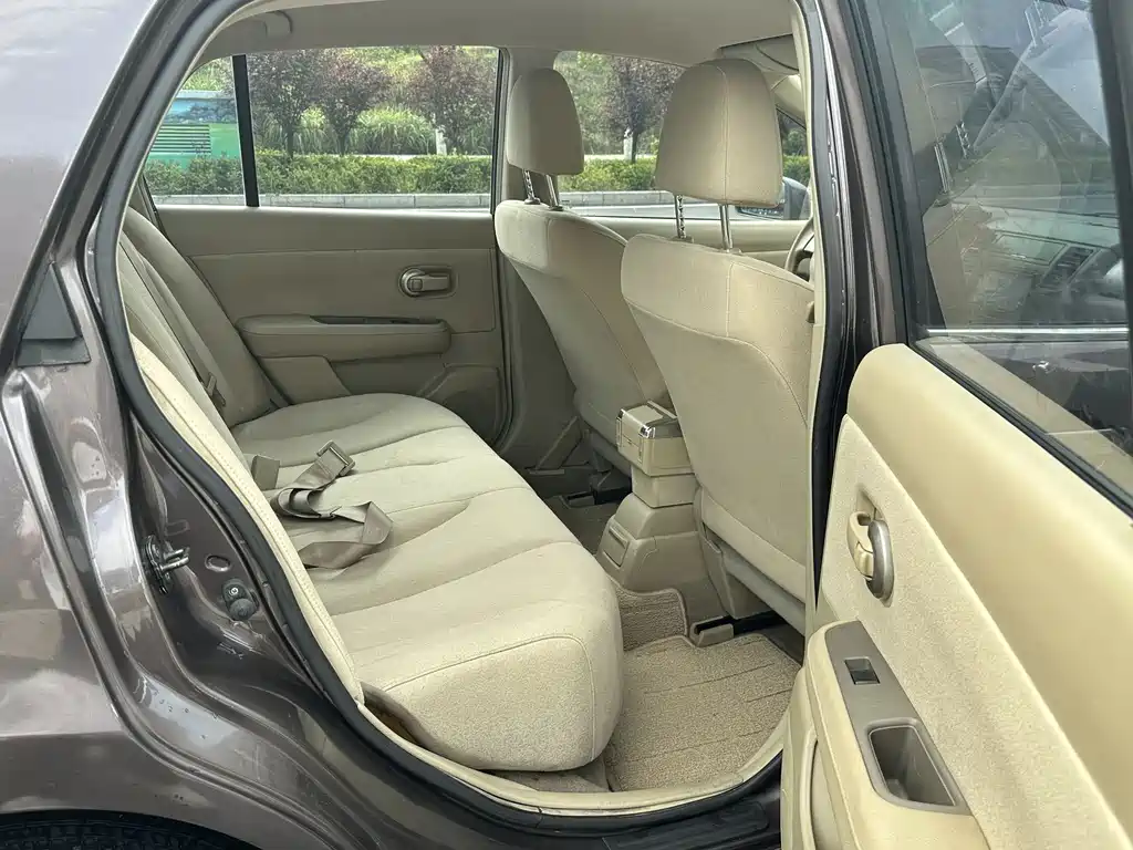 Nissan Tiida — фотографии объявления, Фото 13