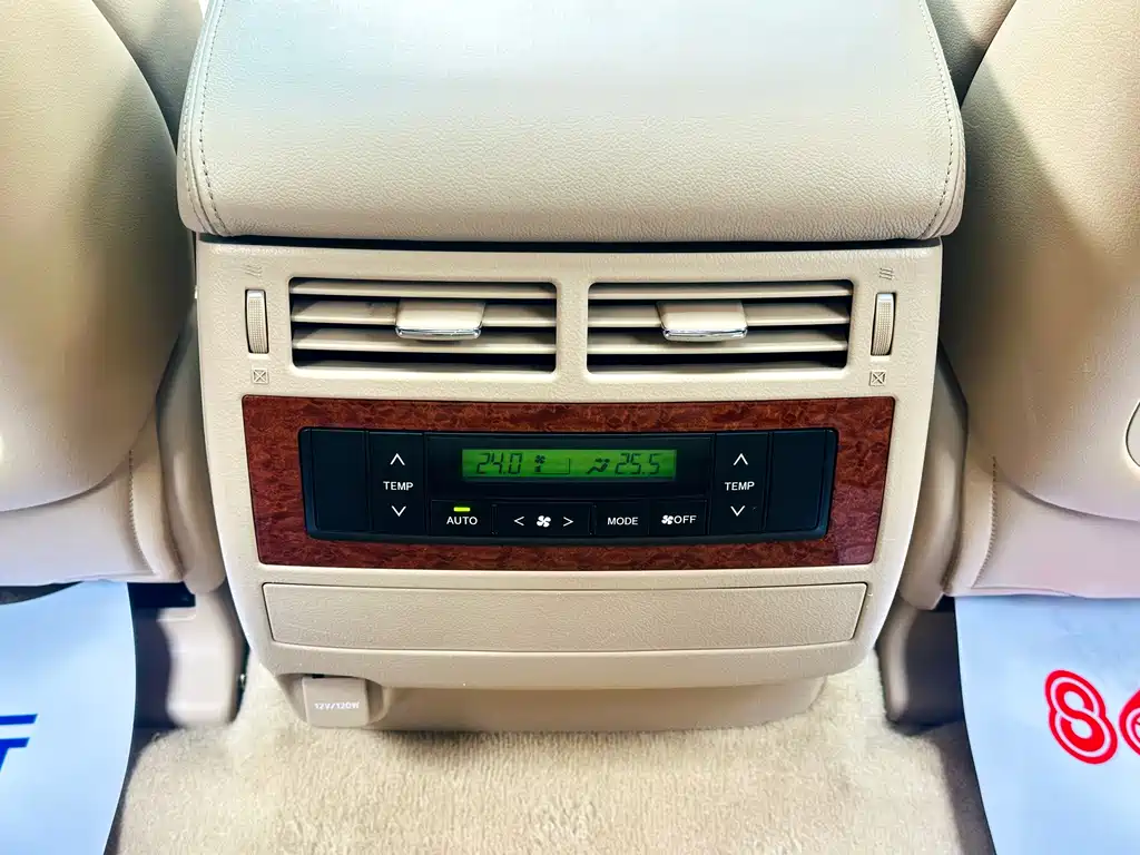 Toyota Land Cruiser — миниатюра 16