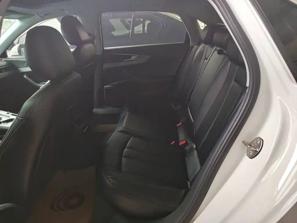 Audi A4L — миниатюра 17