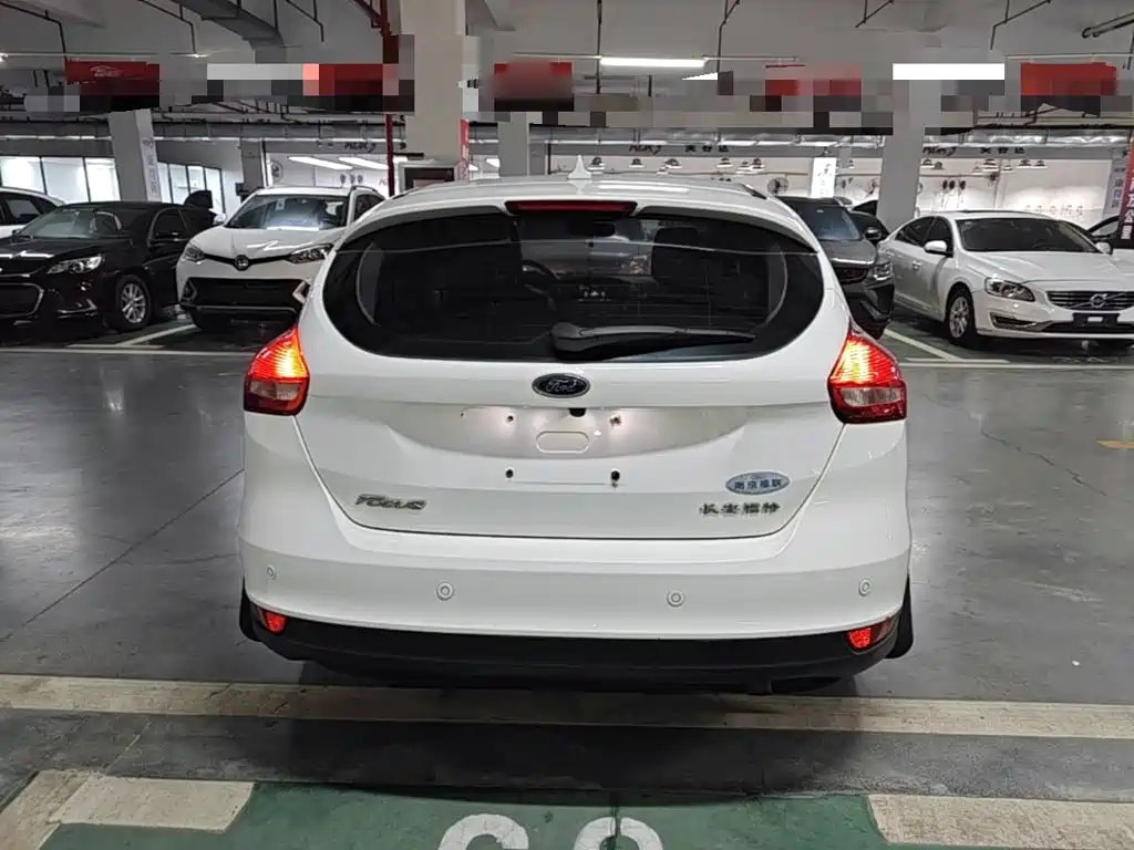 Ford Focus — миниатюра 6