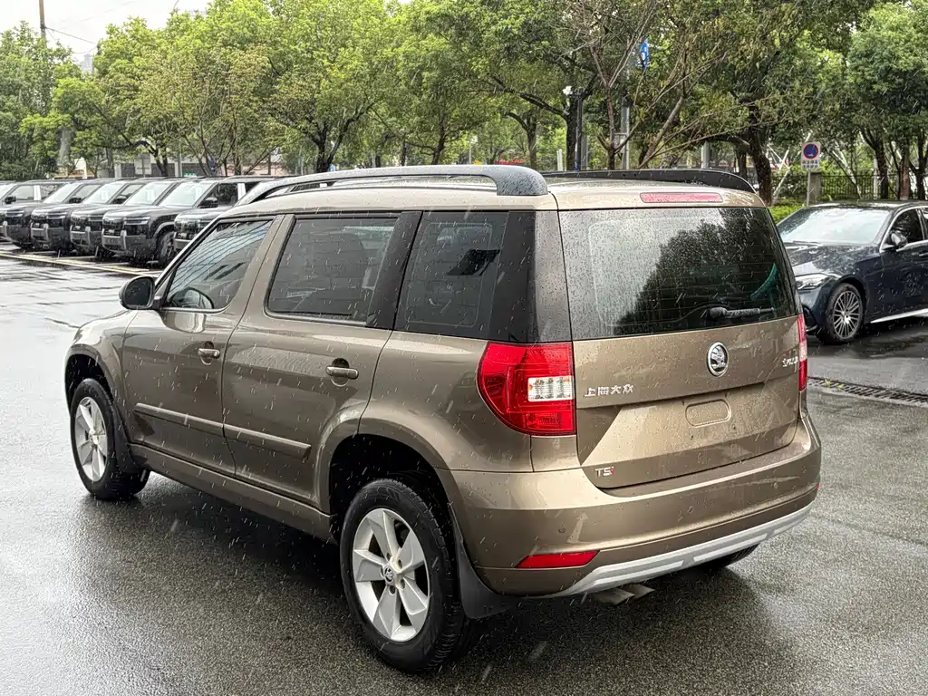 Skoda Yeti — миниатюра 8