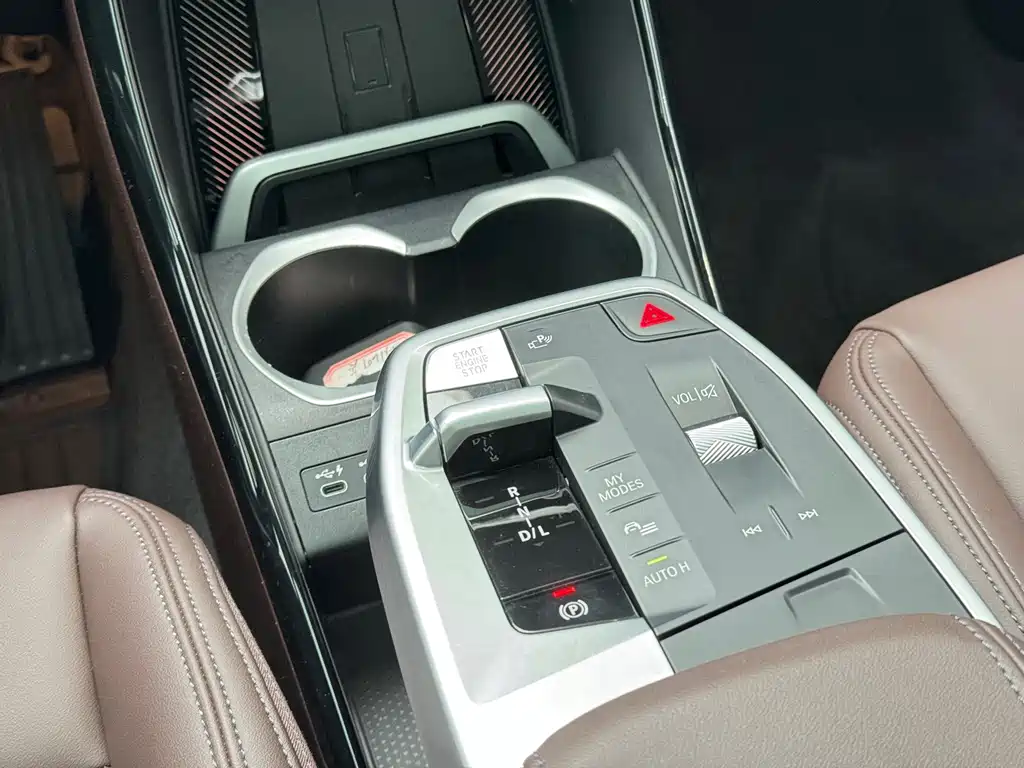 BMW X1 — миниатюра 10