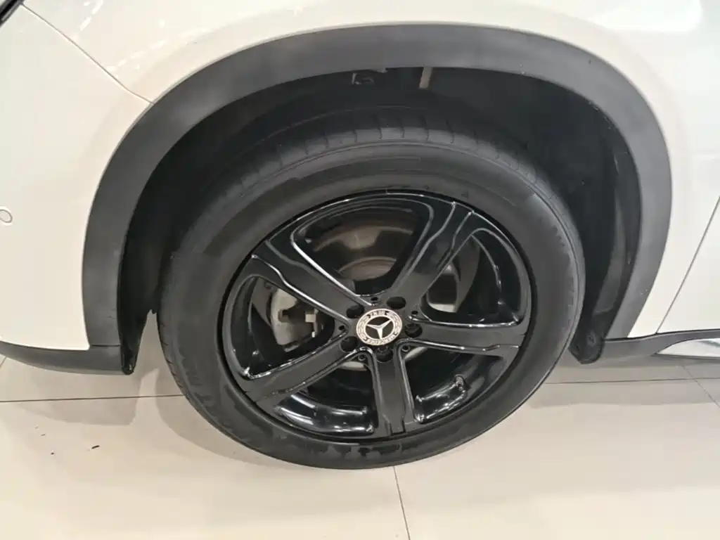 Mercedes-Benz GLA — миниатюра 23