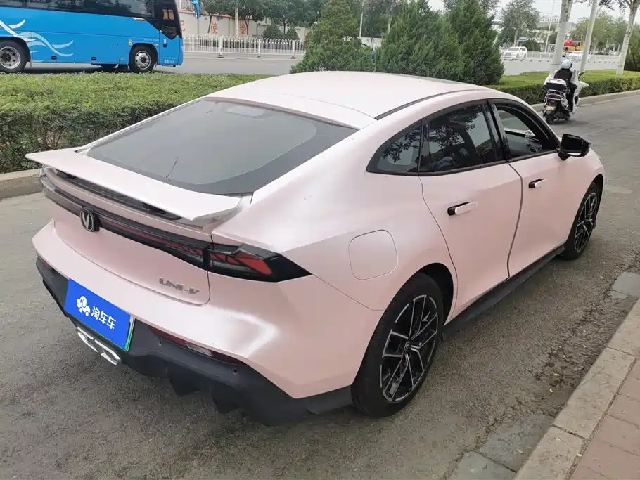 Changan UNI-V iDD 2024 iDD 136km
