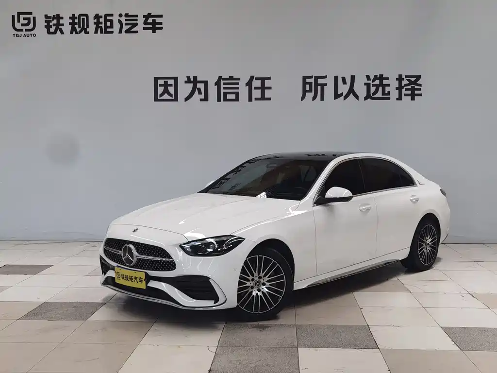 Mercedes-Benz C-Class 2025