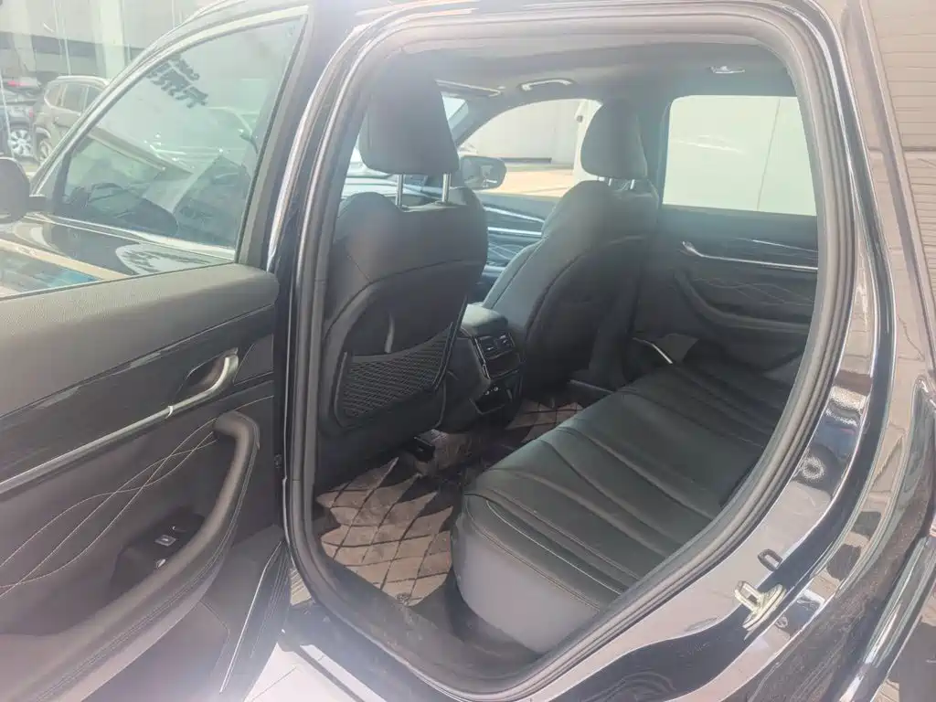 Geely Xingyue L — миниатюра 4