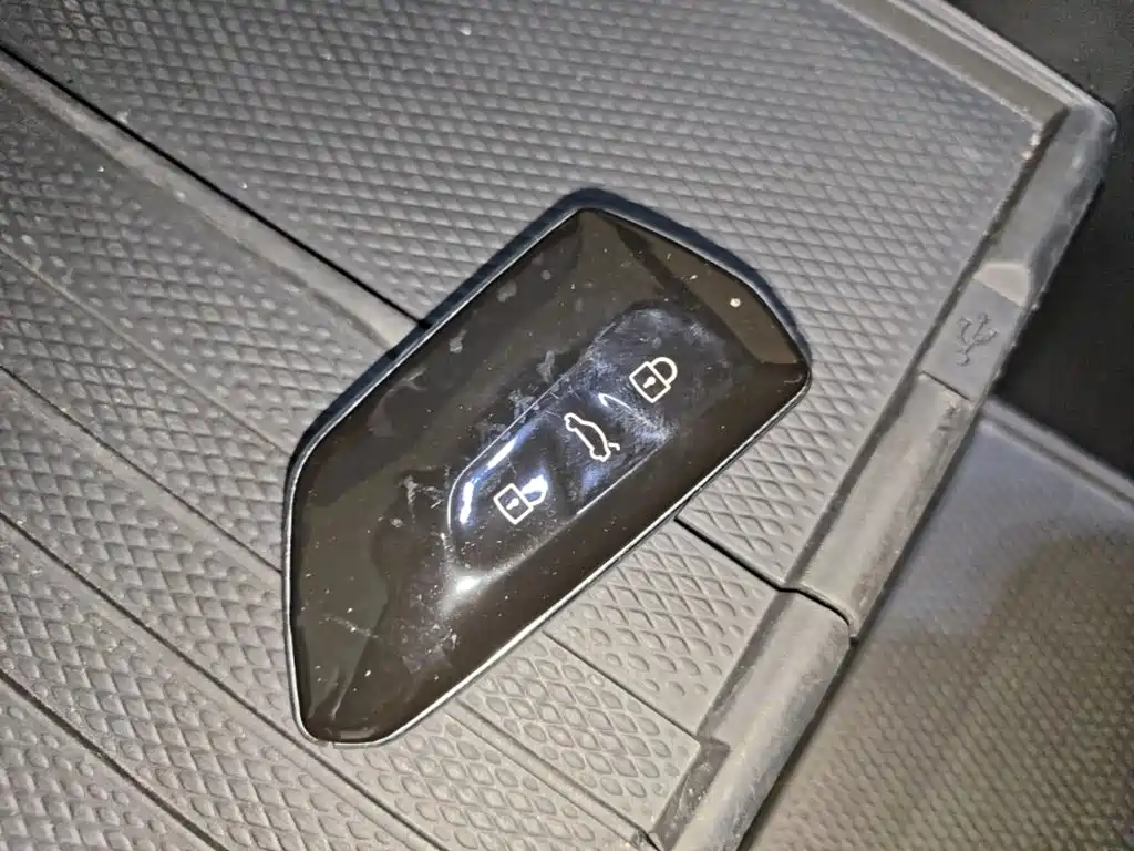 Volkswagen 06 2024 Ultra