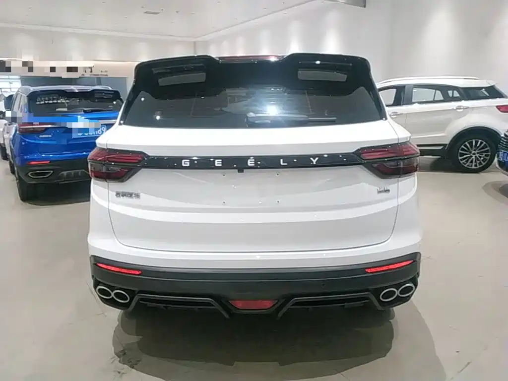 Geely Binyue — миниатюра 6