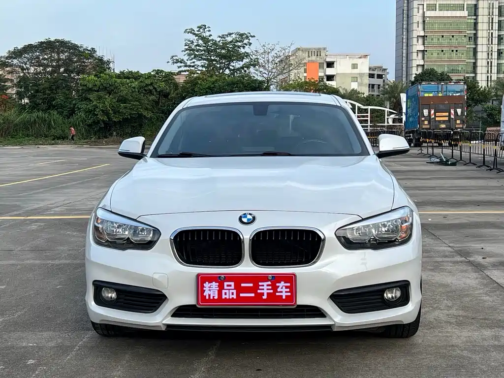 BMW 1 Series (Import) — миниатюра 2