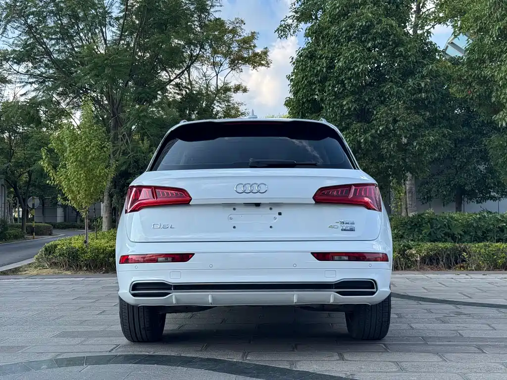 Audi Q5L — миниатюра 4