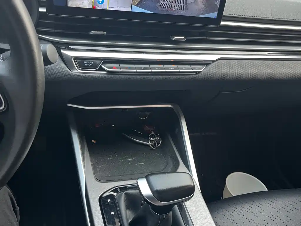 Geely Emgrand — миниатюра 11