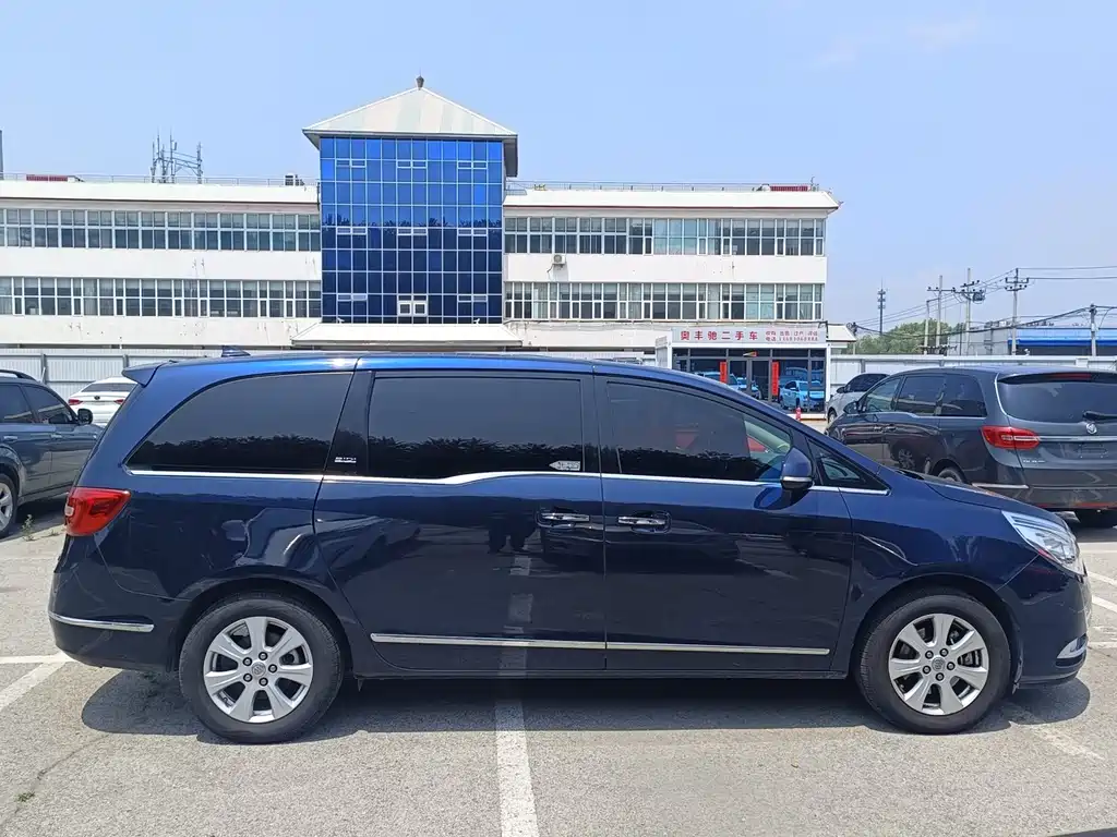 Buick GL8 2014 3.0L GT Luxury
