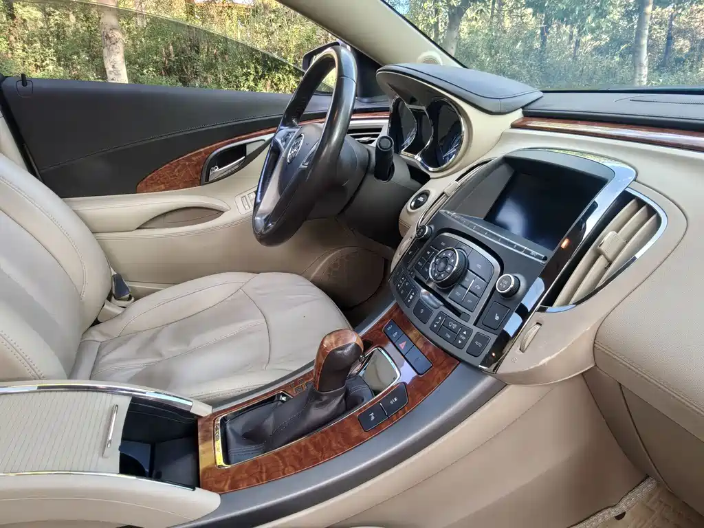 Buick LaCrosse — миниатюра 14