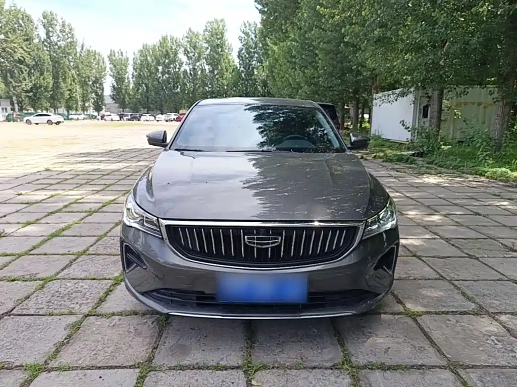 Geely Emgrand 2023 4 Champion 1.5L CVT Luxury