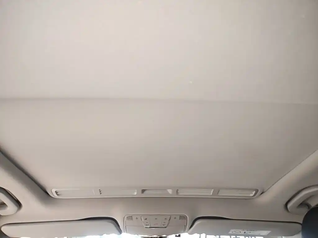 Mercedes-Benz C-Class — миниатюра 18