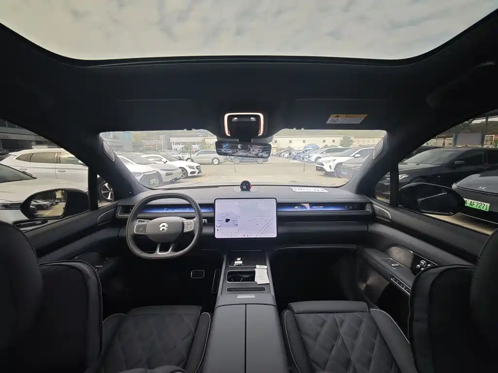 NIO ES8 2026 мест Executive