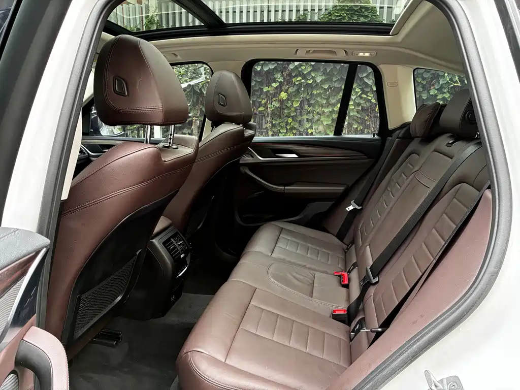BMW X3 — миниатюра 15