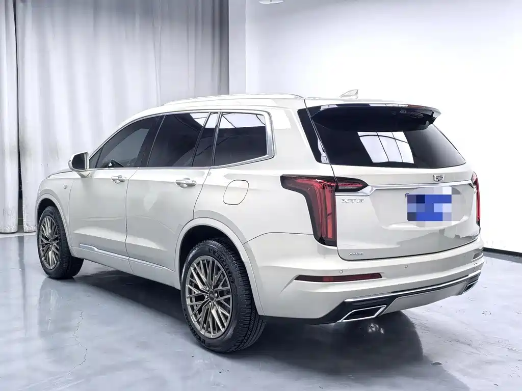 Cadillac XT6 — миниатюра 9