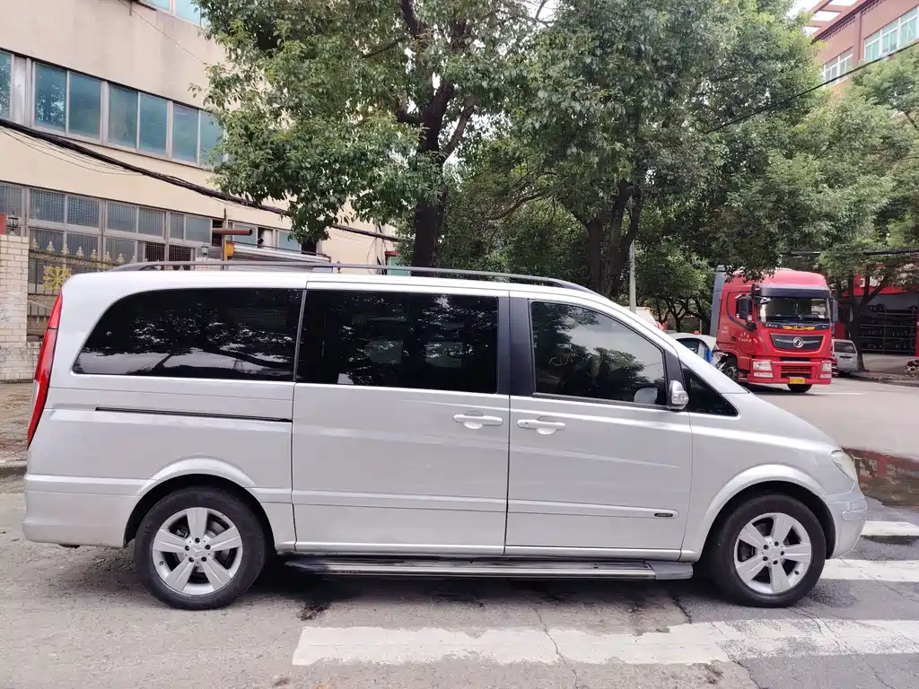 Mercedes-Benz Viano — миниатюра 8