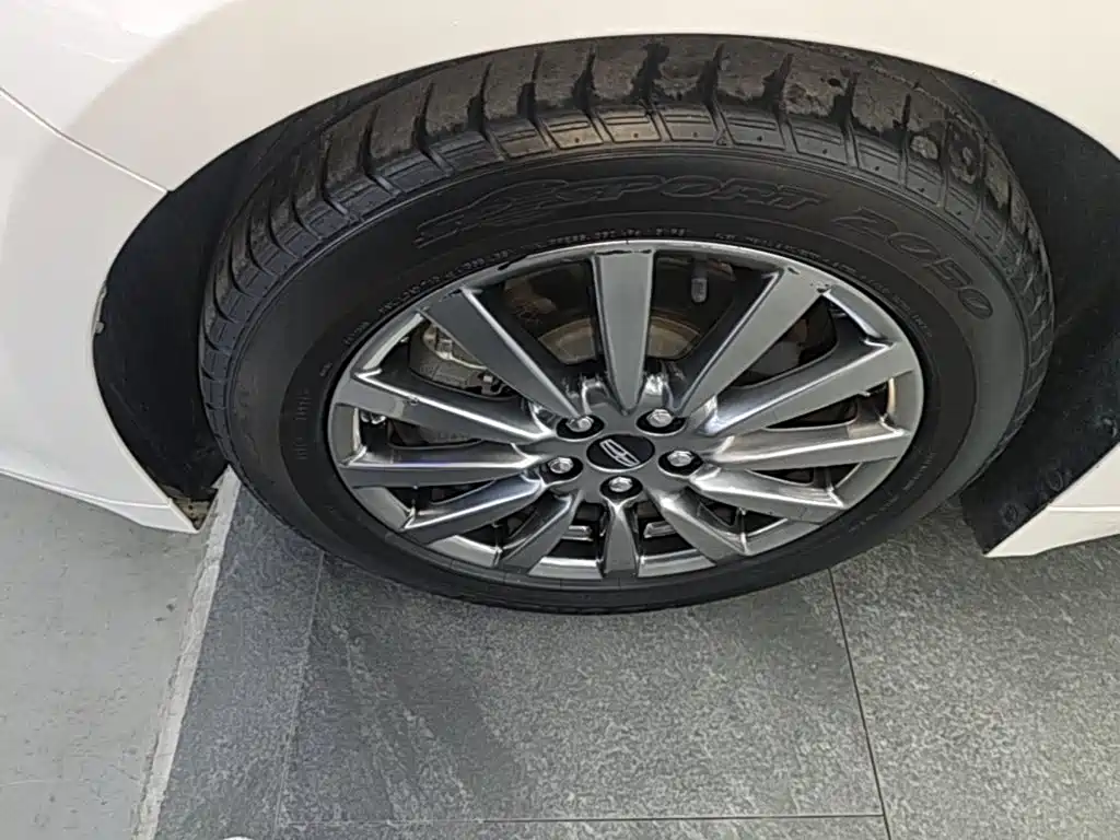Lincoln MKZ — миниатюра 23