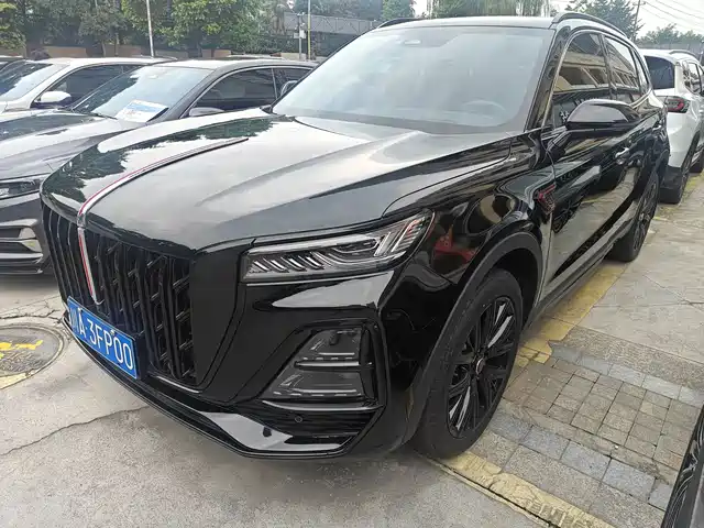 Hongqi HS5