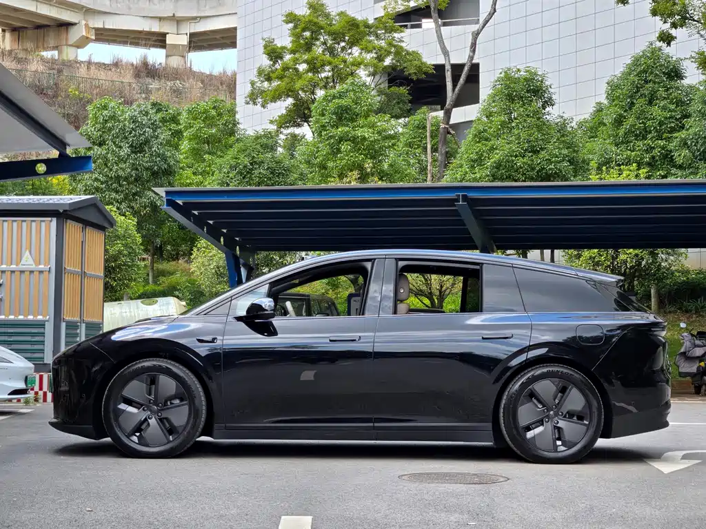 Li Auto Li i6 — миниатюра 2