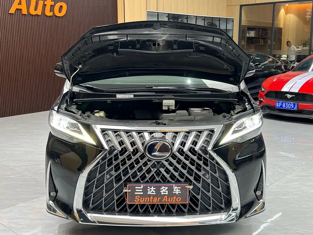 Lexus LM — фотографии объявления, Фото 33
