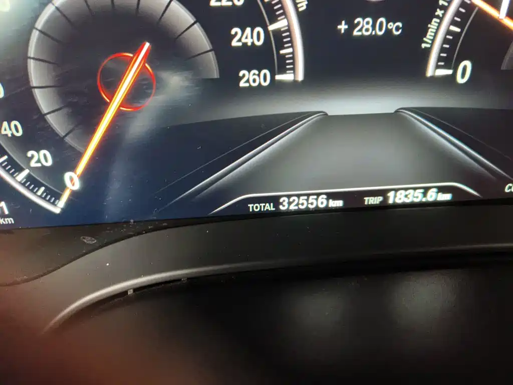 BMW 5 Series — миниатюра 5