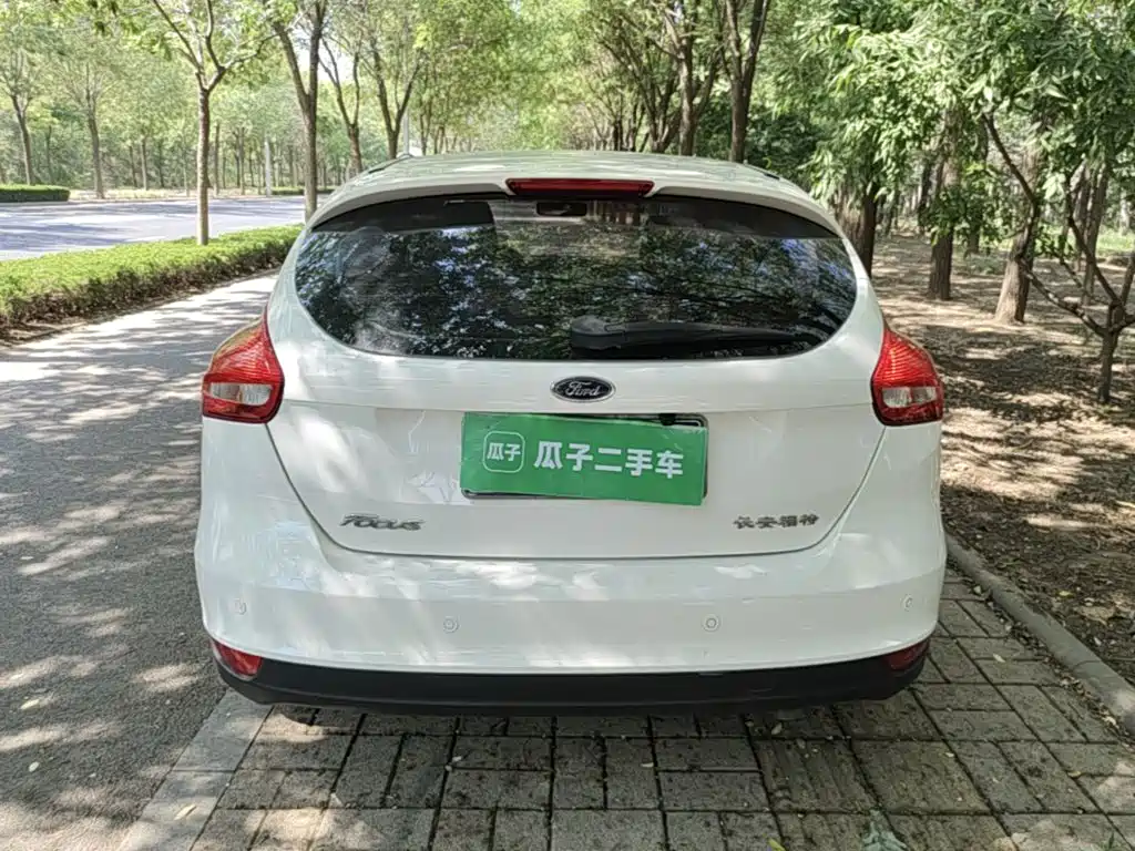 Ford Focus — миниатюра 6