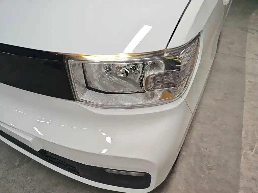 Wuling MINIEV — миниатюра 24