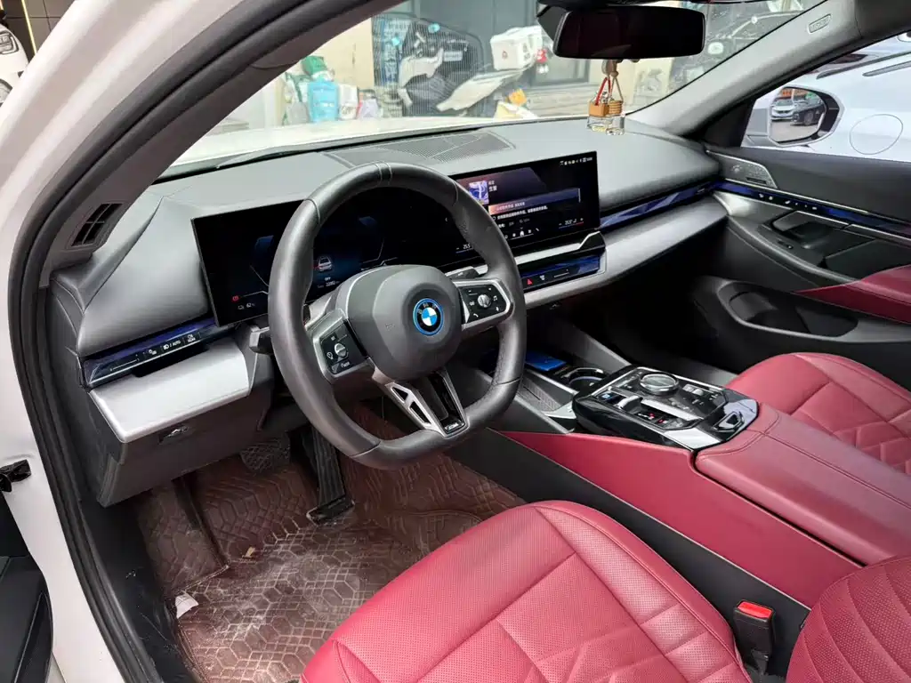 BMW i5 — миниатюра 2