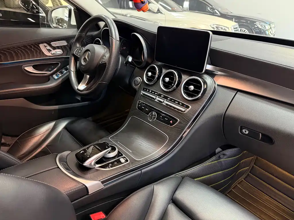 Mercedes-Benz C-Class — миниатюра 19
