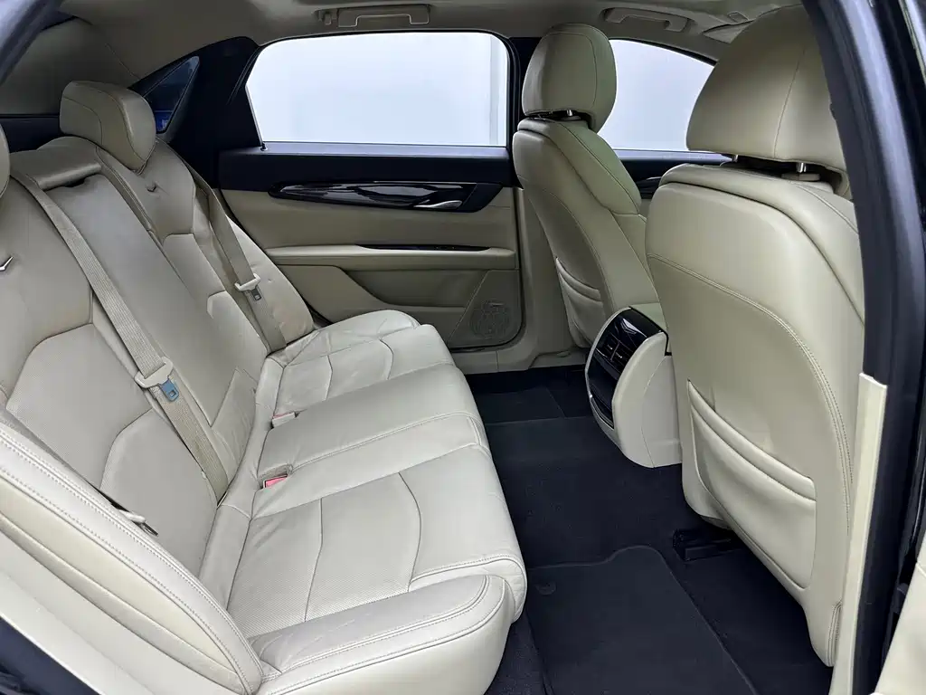 Cadillac CT6 — миниатюра 13