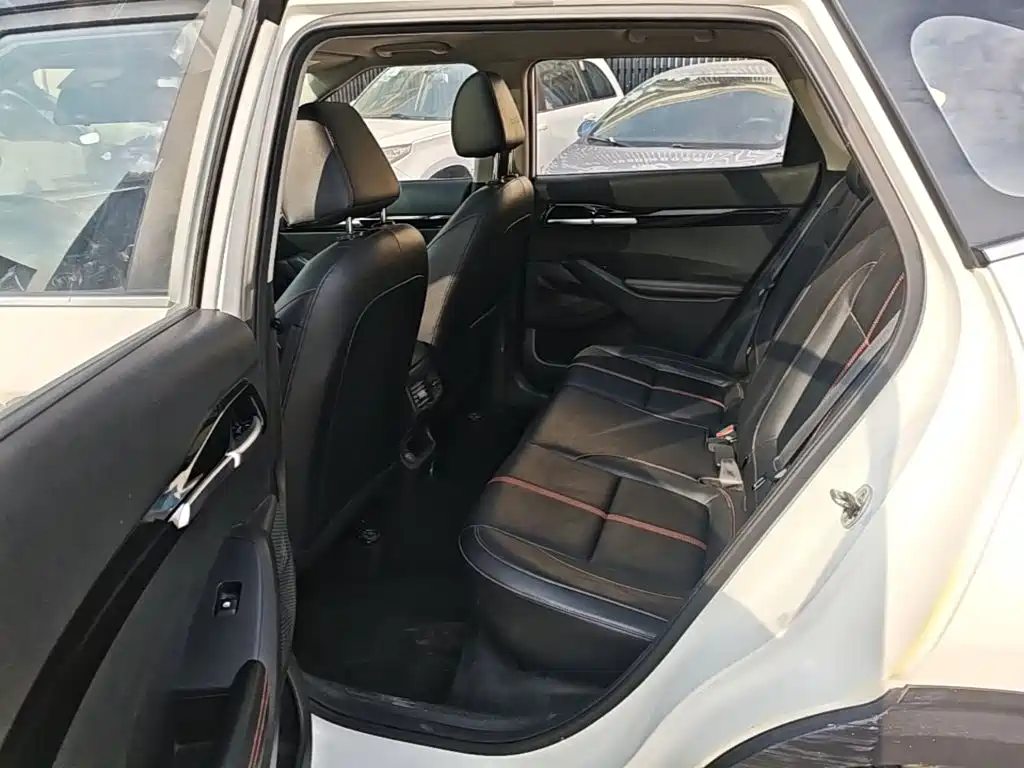 Kia KX3 — миниатюра 17