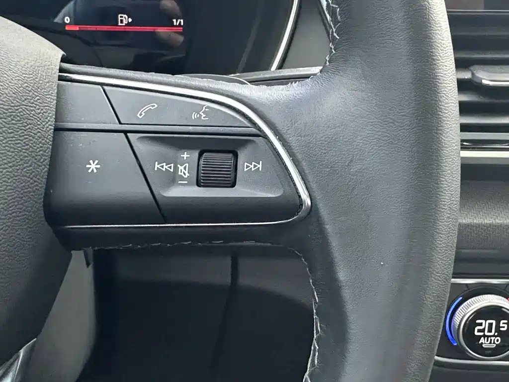 Audi Q5L — миниатюра 22