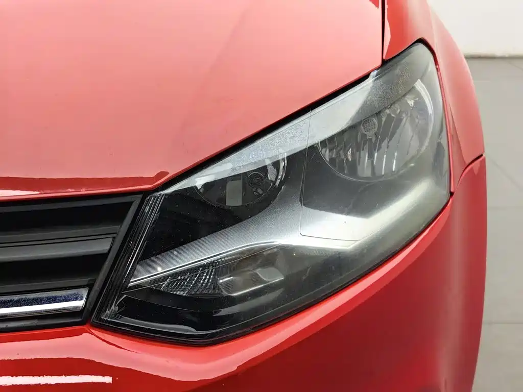 Volkswagen Polo — миниатюра 7