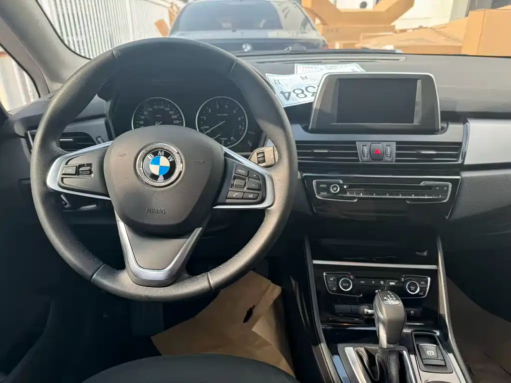 BMW 2 SERIES STATION WAGON