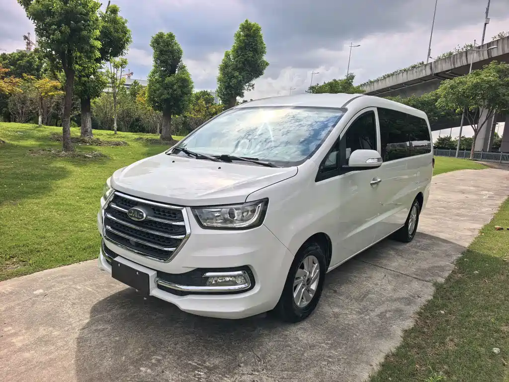 JAC Refine Refine M4