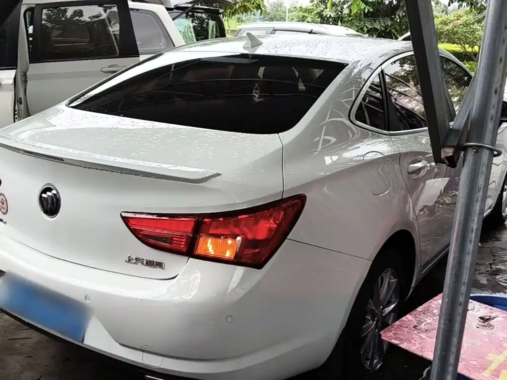 Buick Verano — миниатюра 7