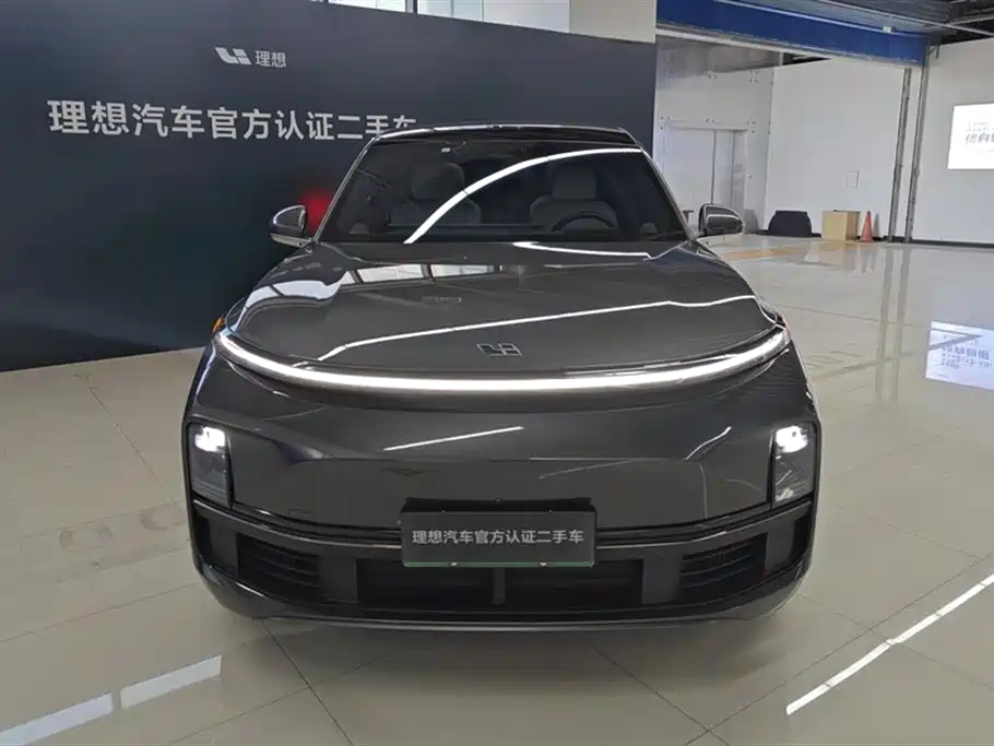 Li Auto L8 2023 Pro