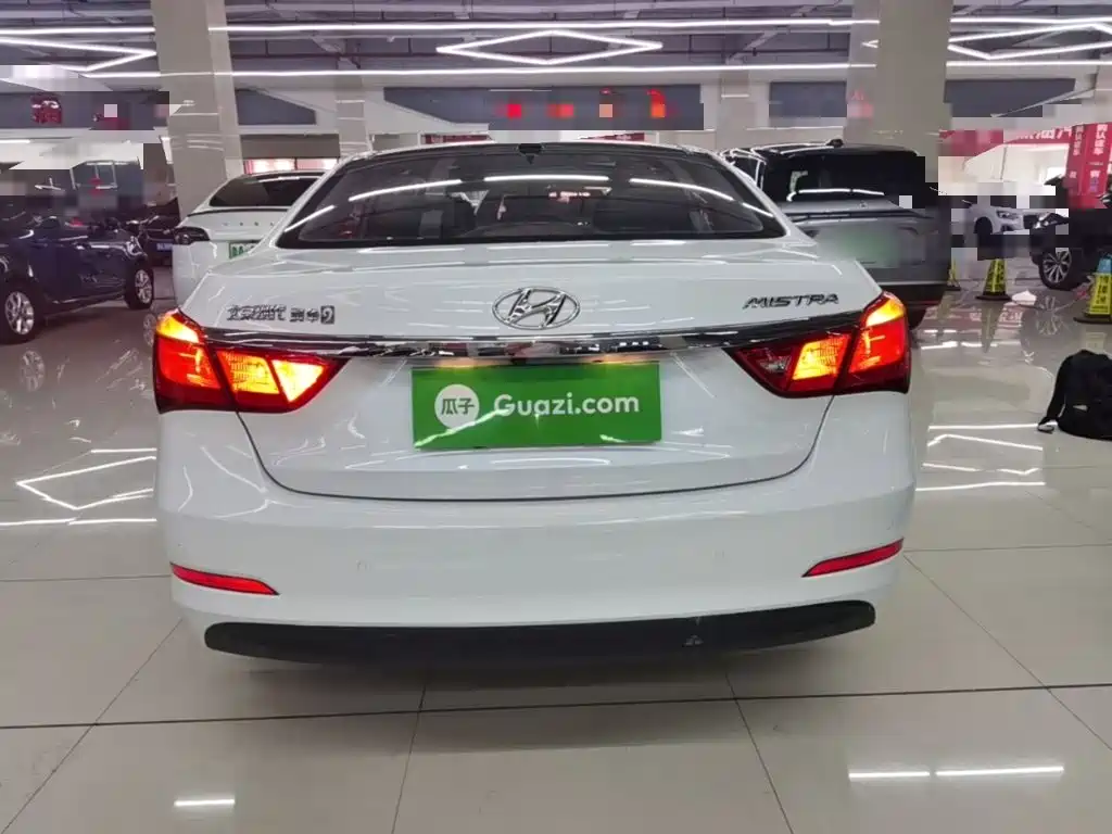 Hyundai Mistra — миниатюра 6