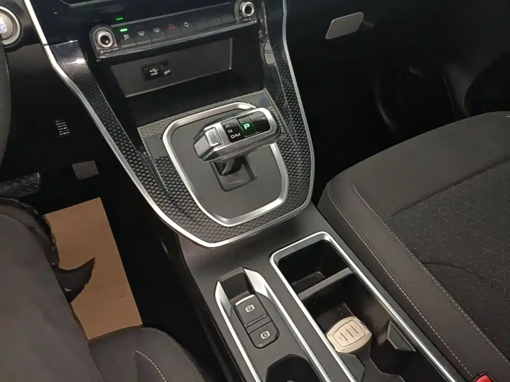 Haval M6 — миниатюра 14
