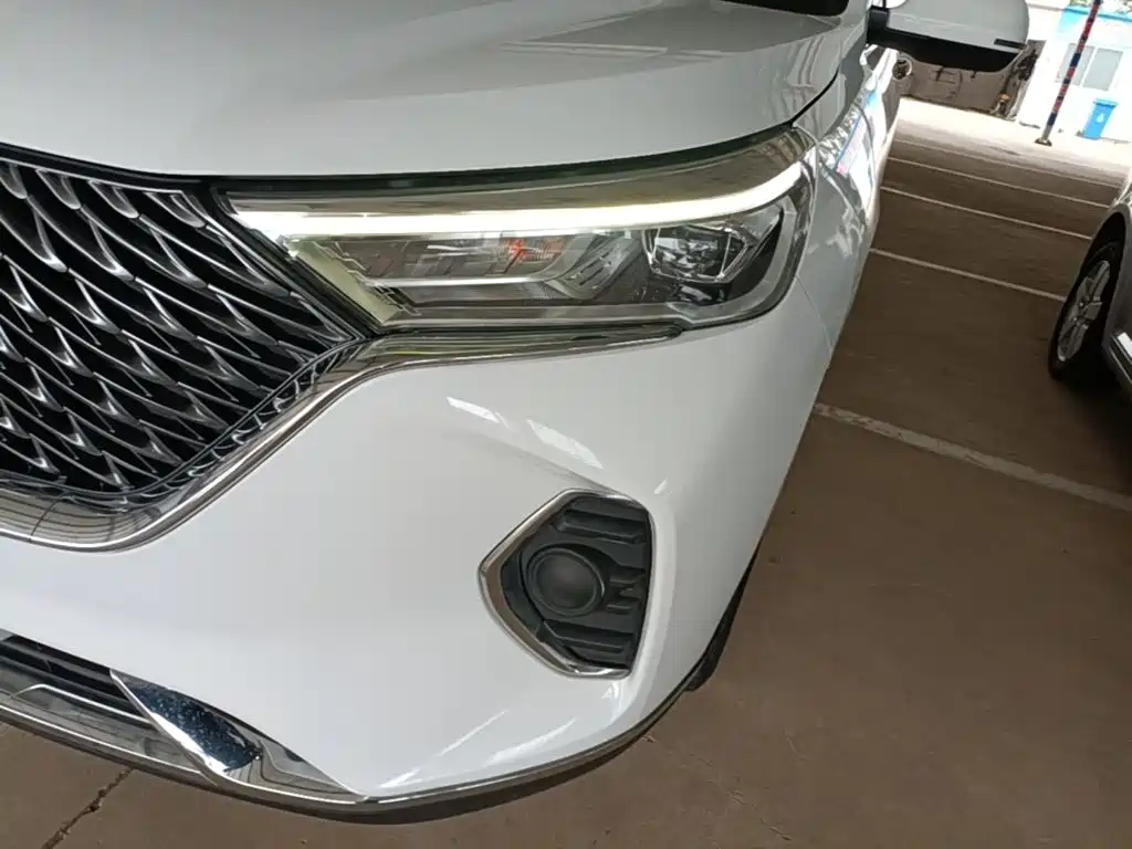 Haval M6 — миниатюра 24