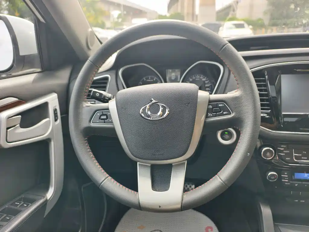 Geely GX7 — миниатюра 10