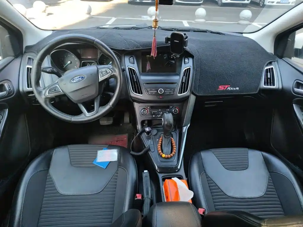 Ford Focus — миниатюра 5