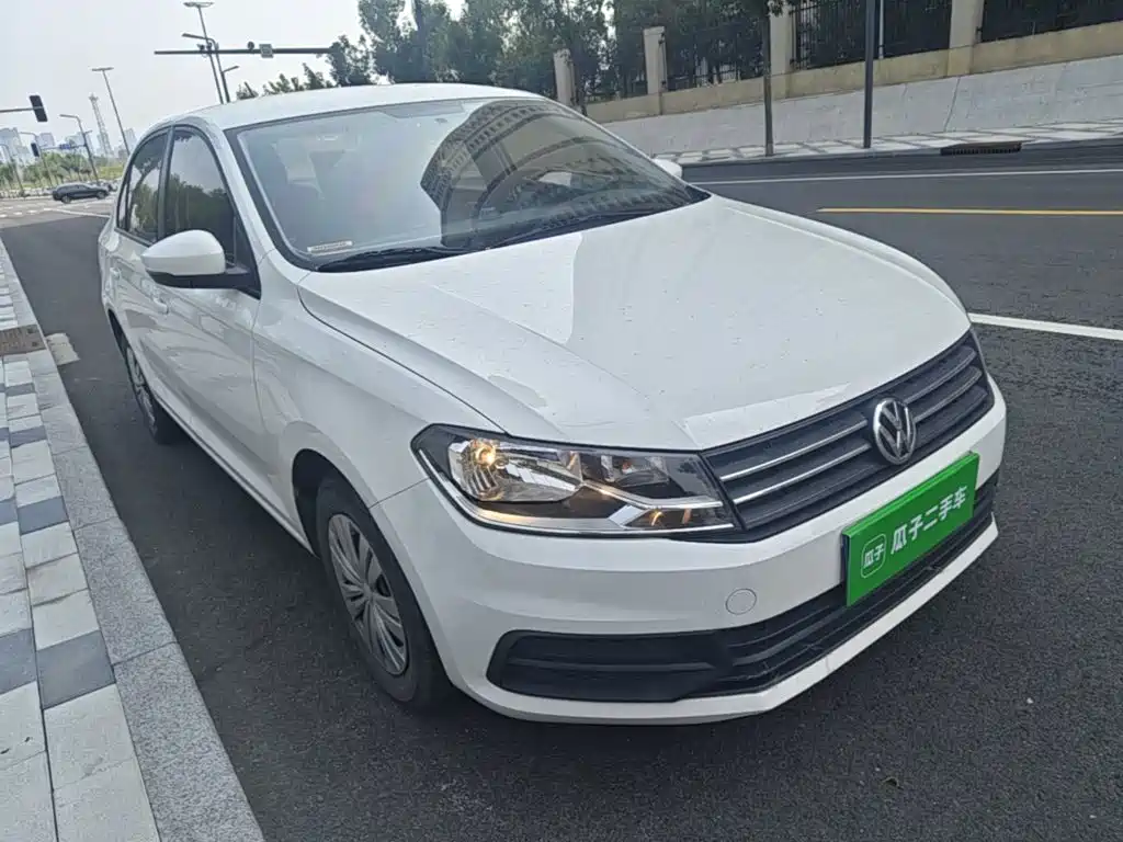 Volkswagen Santana — миниатюра 4