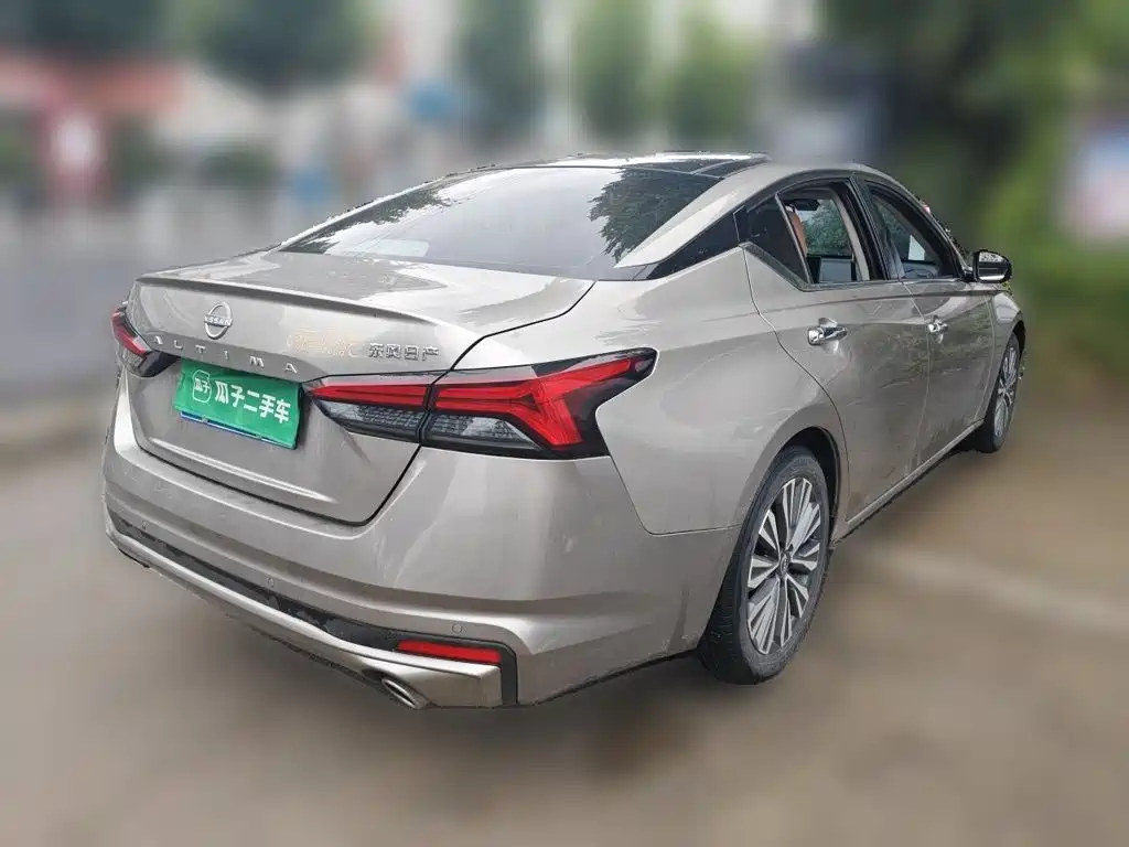 Nissan Teana — миниатюра 4