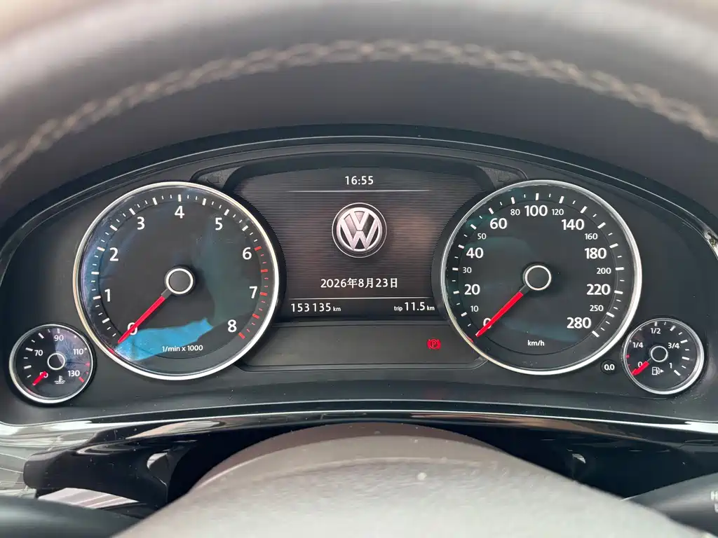 Volkswagen Touareg — миниатюра 16