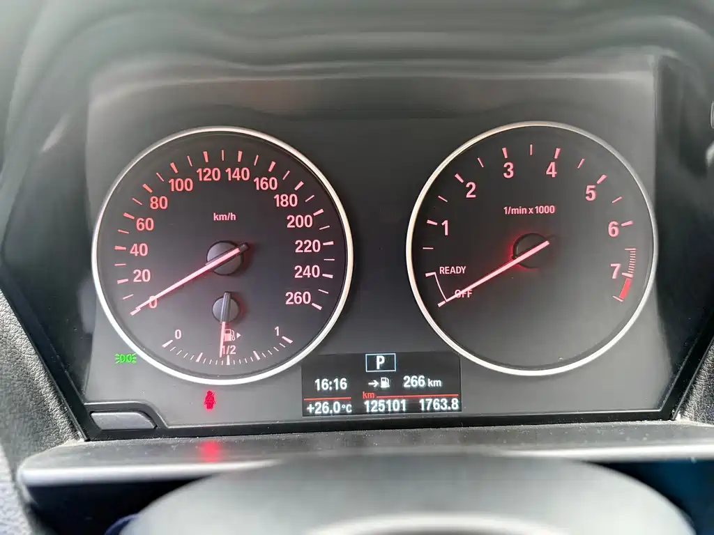 BMW 1 Series (Import) — миниатюра 12